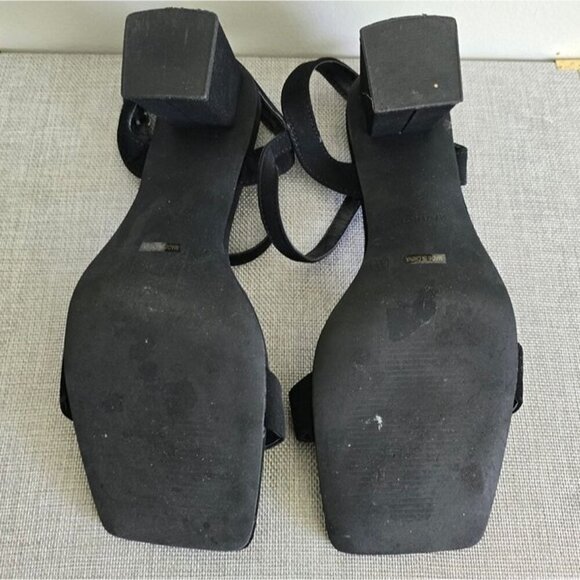 Bamboo Women's Black Suede Sandal Shoes Chunky Block Square Heel Ankle Strap 11 - Picture 12 of 12
